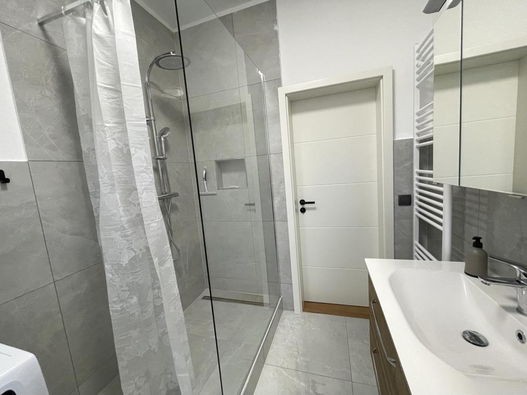 Urbansuites - Stylish Apartments I Koblenz Center I Kitchen I Up To 115M2 ภายนอก รูปภาพ